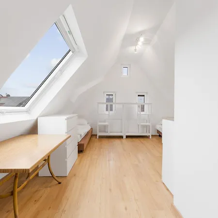 N1 Haus Fuer 12 Personen 6 Zimmer - Mit Kueche, Ideal Fuer Teams Lejlighed